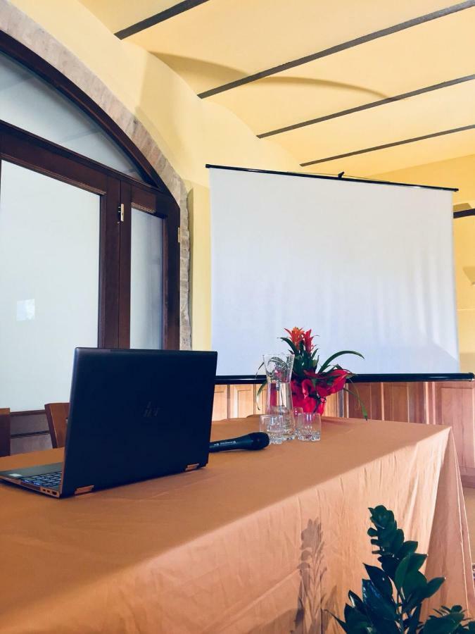 Brettino- Pesaro Mare E Cultura - Intera Con Piscina Holiday home Fano